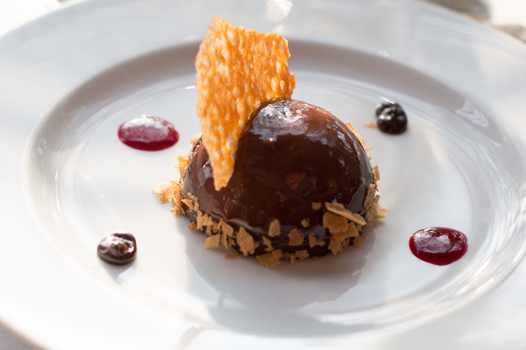 Dessert dressé pour une réception de mariage Lulopie